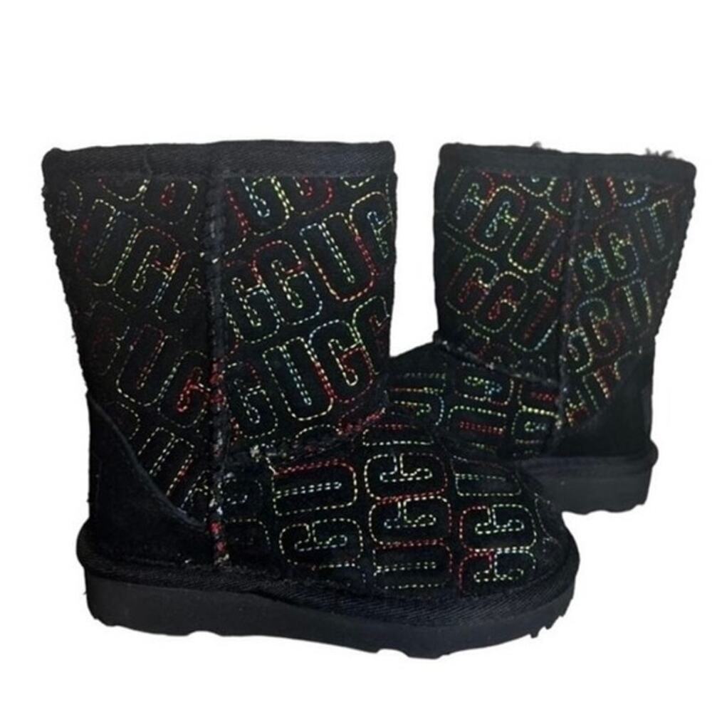 UGG Kids Boots in Black with Multicolor Stitching